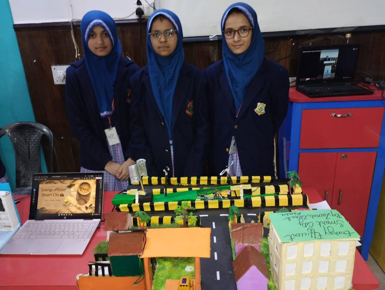 Chemistry & laboratory project demonstration
